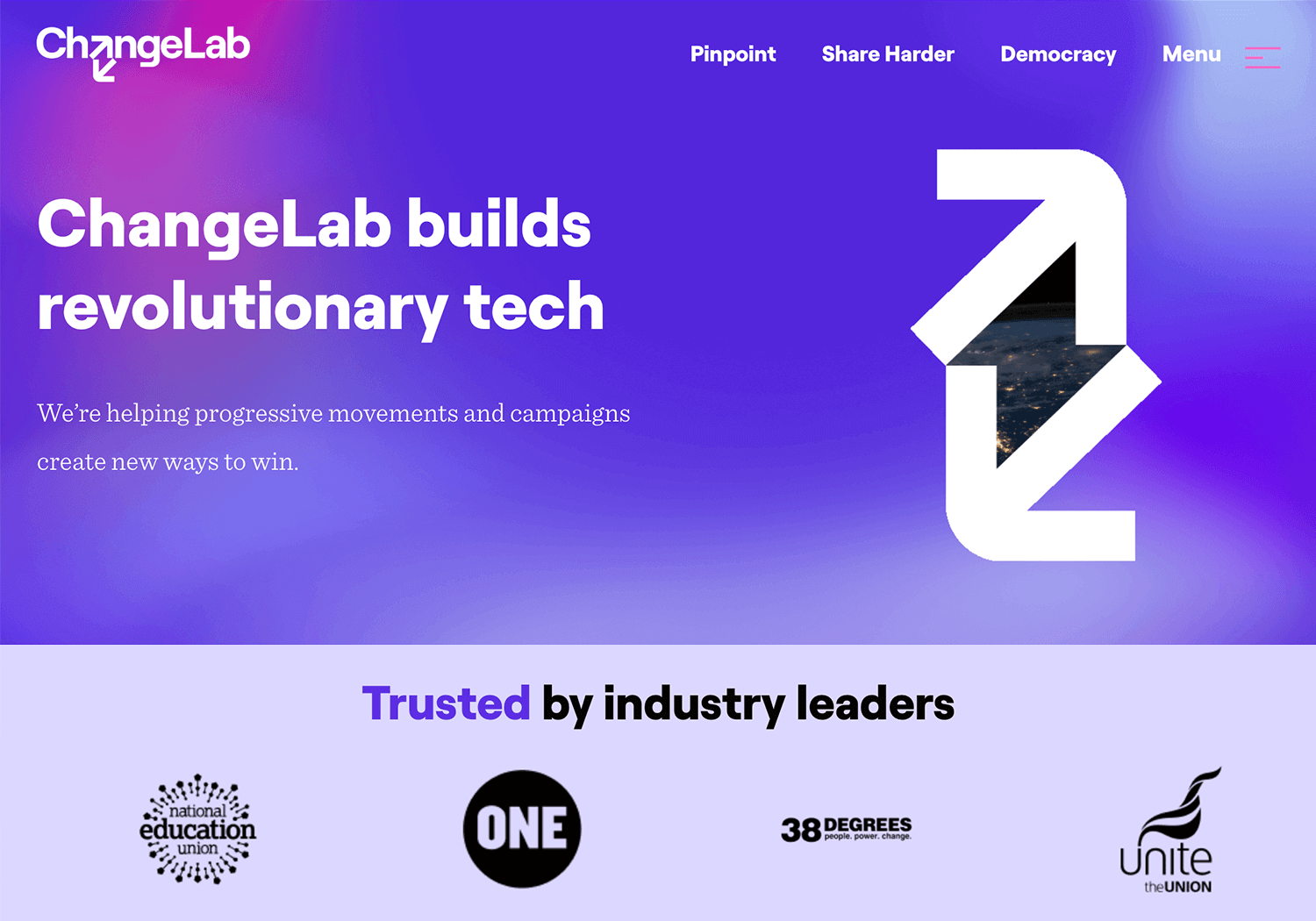 ChangeLab flat website design with bold typography and gradient background