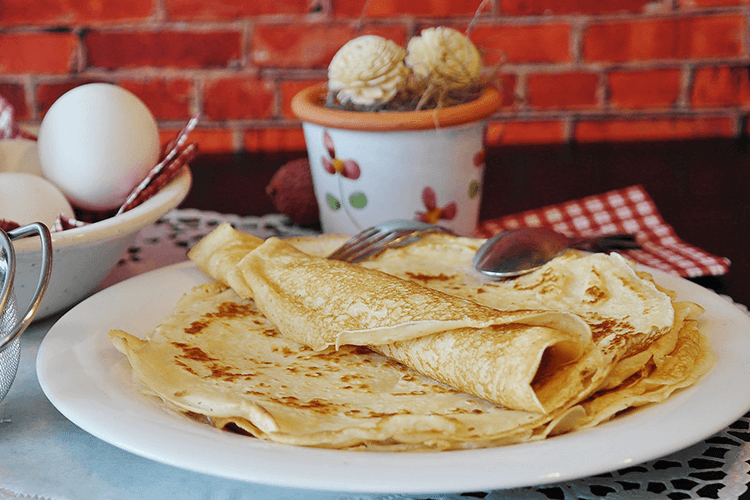 Flat website design - flat British pancakes are a good analogy for flat web design