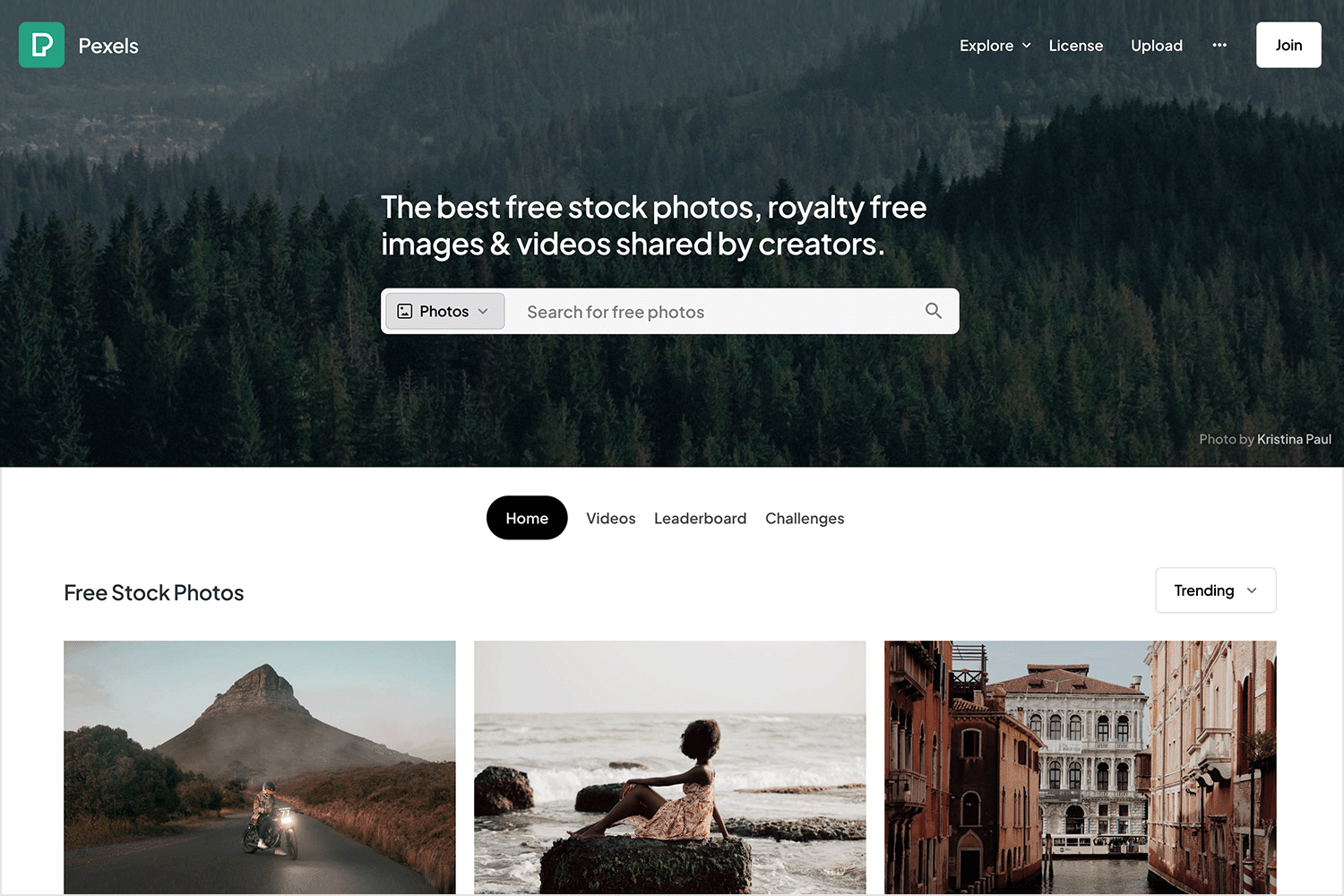 Pexels homepage featuring free stock photos, vectors, royalty-free images, and videos.